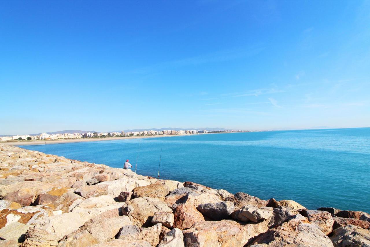 Global Properties, Apartamento De 4 Habitaciones A 100 M De La Playa Puerto de Sagunto Luaran gambar